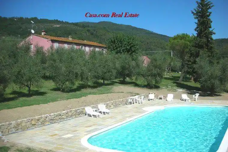 Rustico - Casale in vendita a Pistoia