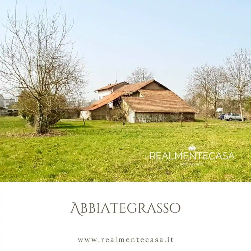 Rustico - Casale in vendita a Abbiategrasso