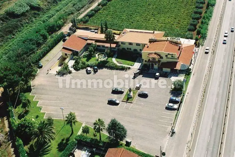 Palazzo - Edificio in vendita a Latina