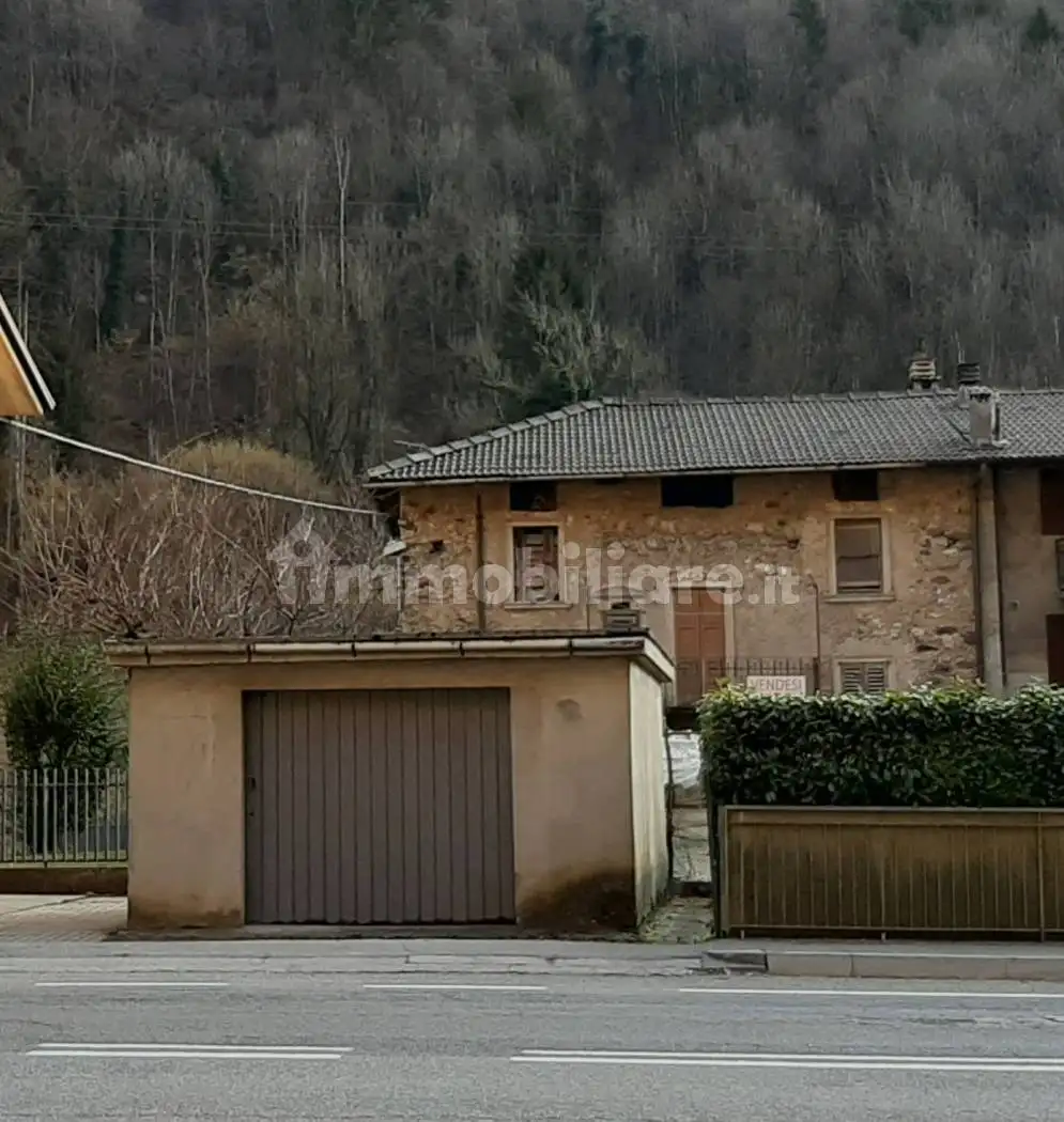 Casa indipendente in vendita a Lenna