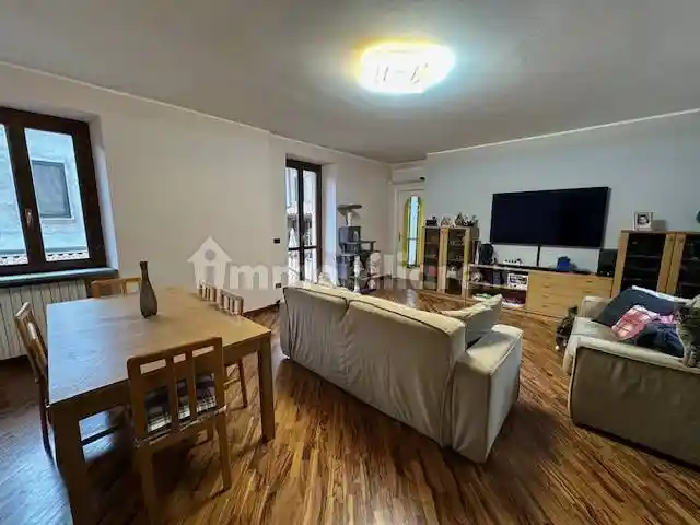 Appartamento in vendita a Borgomanero