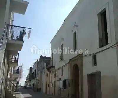 Palazzo - Edificio in vendita a Bernalda