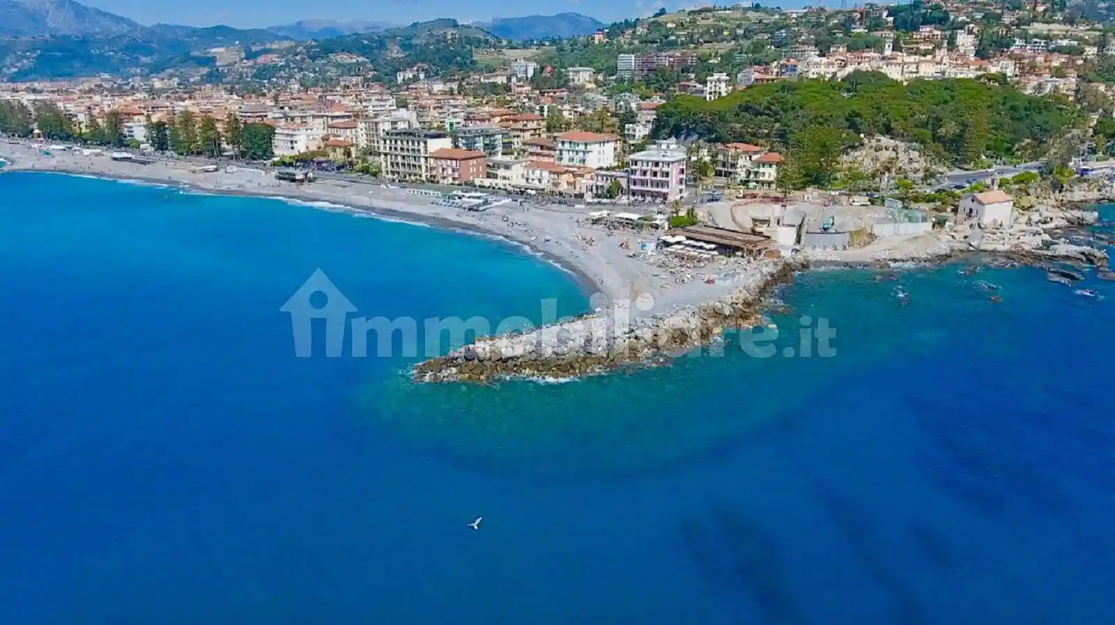 Palazzo - Edificio in vendita a Bordighera