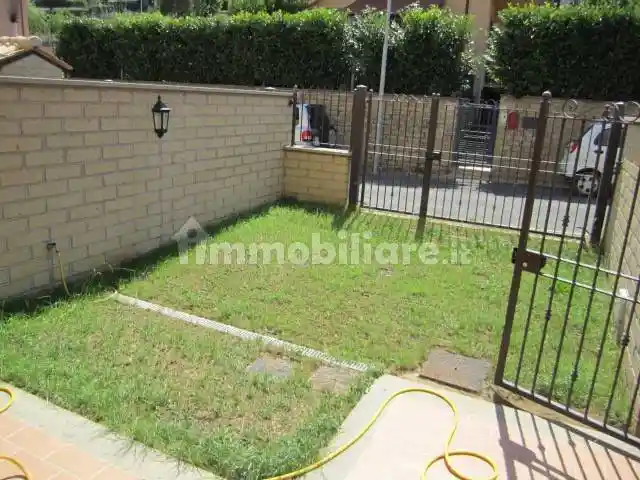 Appartamento in vendita a Rignano Flaminio