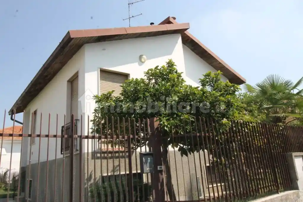 Villa in affitto a Busto Arsizio