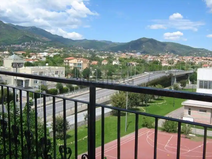 Appartamento in vendita a Borghetto Santo Spirito