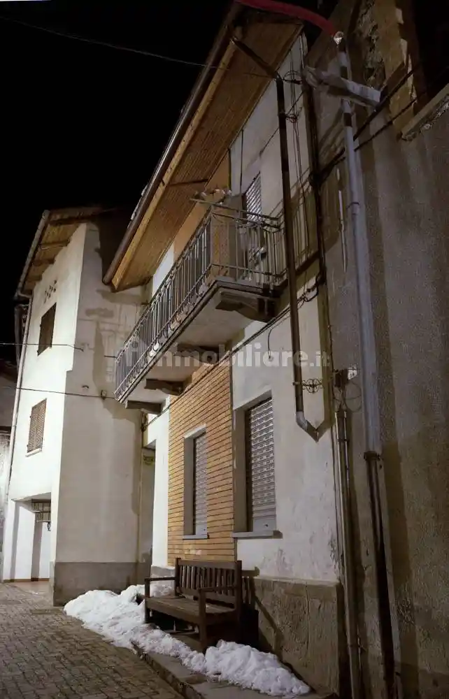 Palazzo - Edificio in vendita a Chiomonte