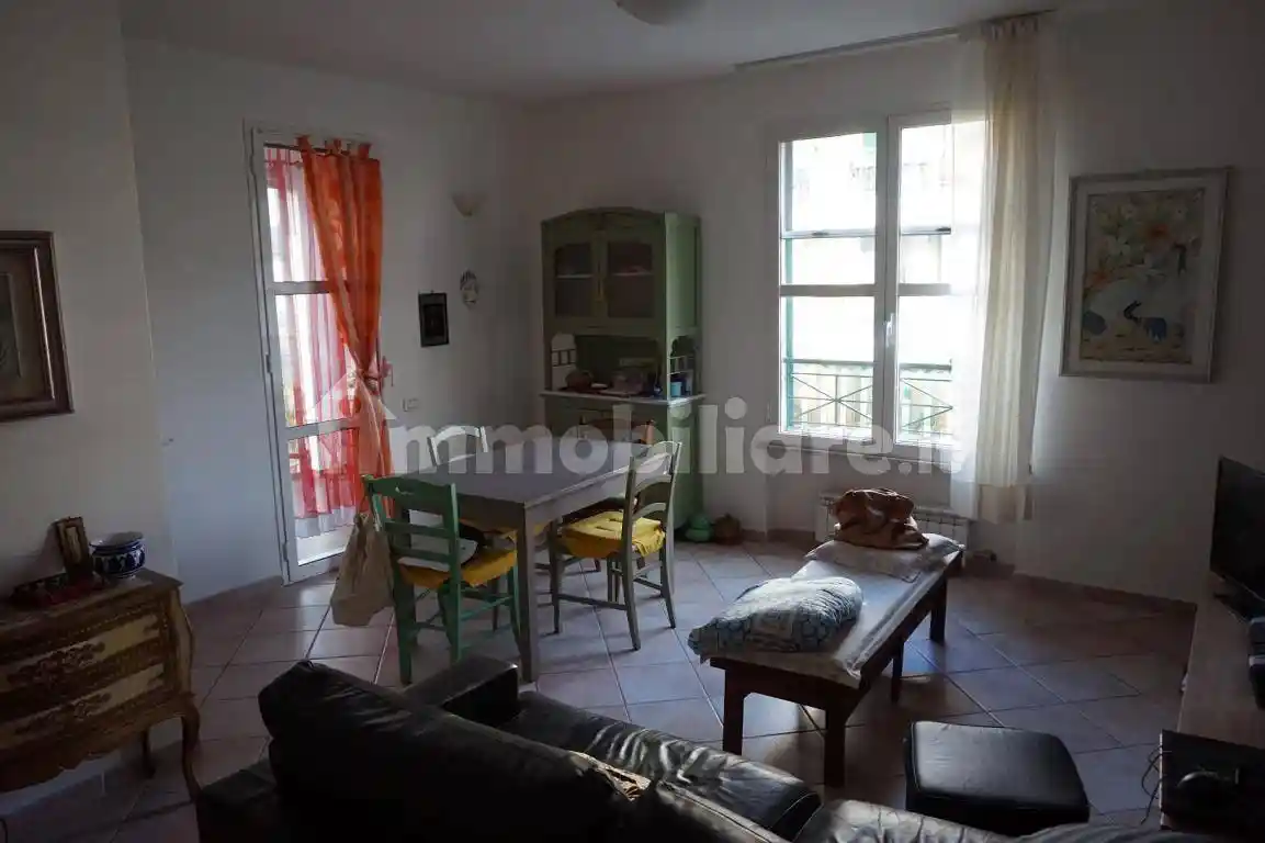 Appartamento in vendita a Fosdinovo