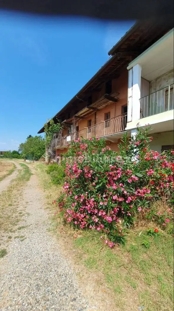 Rustico - Casale in vendita a Ozegna