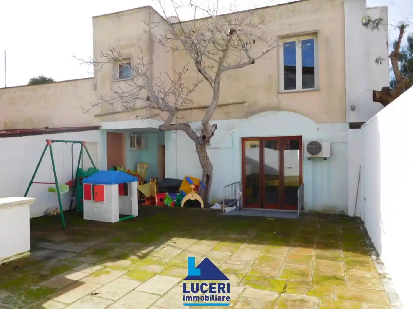 Casa indipendente in vendita a Alezio