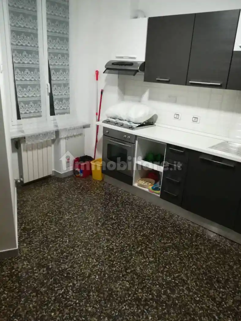 Quadrilocale piazza Andrea Massena, Cornigliano, Genova - foto 4