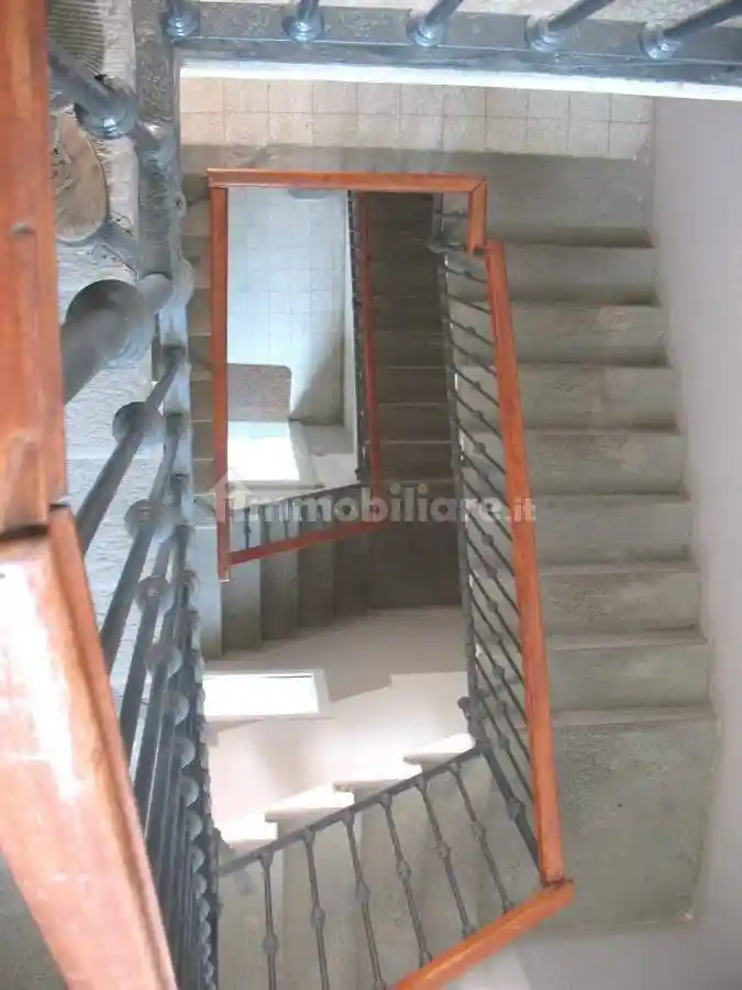 Quadrilocale via Cesare Correnti 39, Centro Storico, Pavia - foto 5