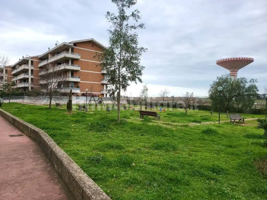 Appartamento in vendita a Pomezia