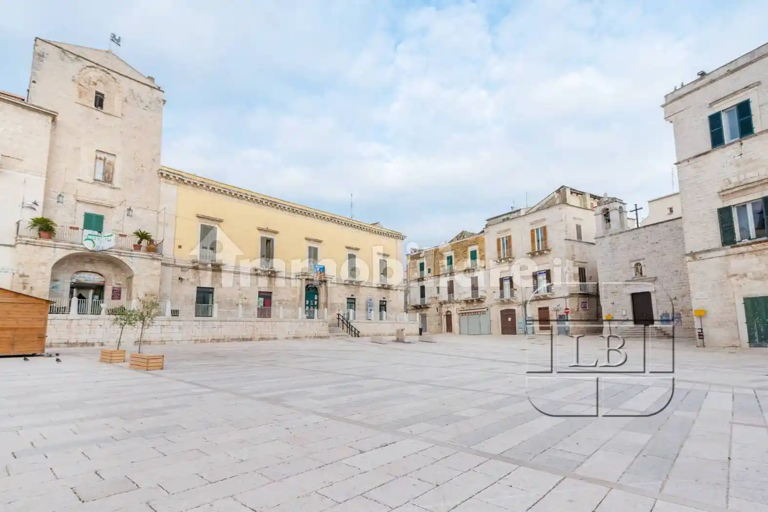 Palazzo - Edificio in vendita a Ruvo di Puglia