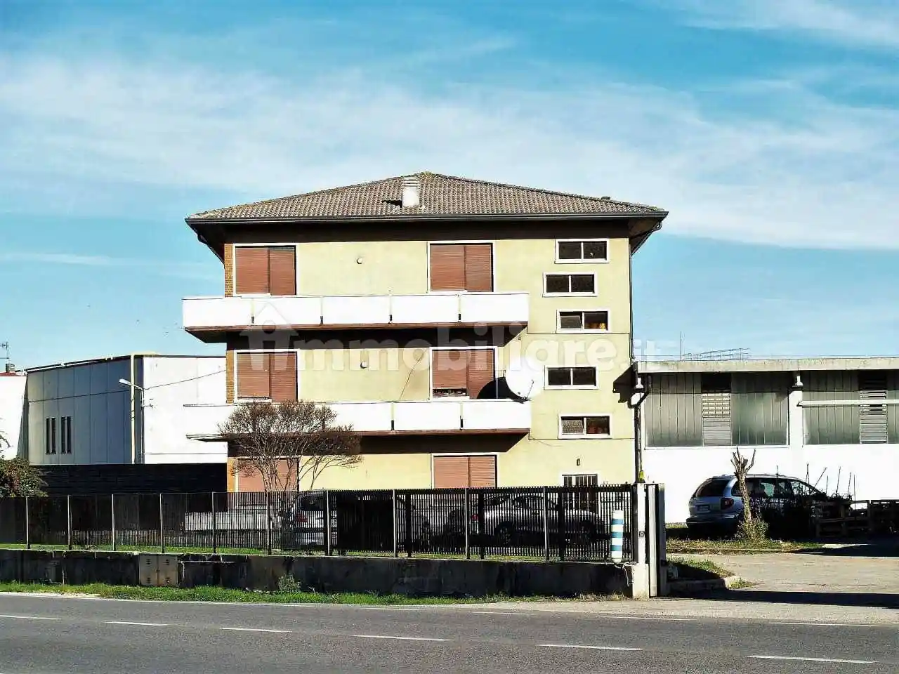 Casa indipendente in vendita a Montebello Vicentino