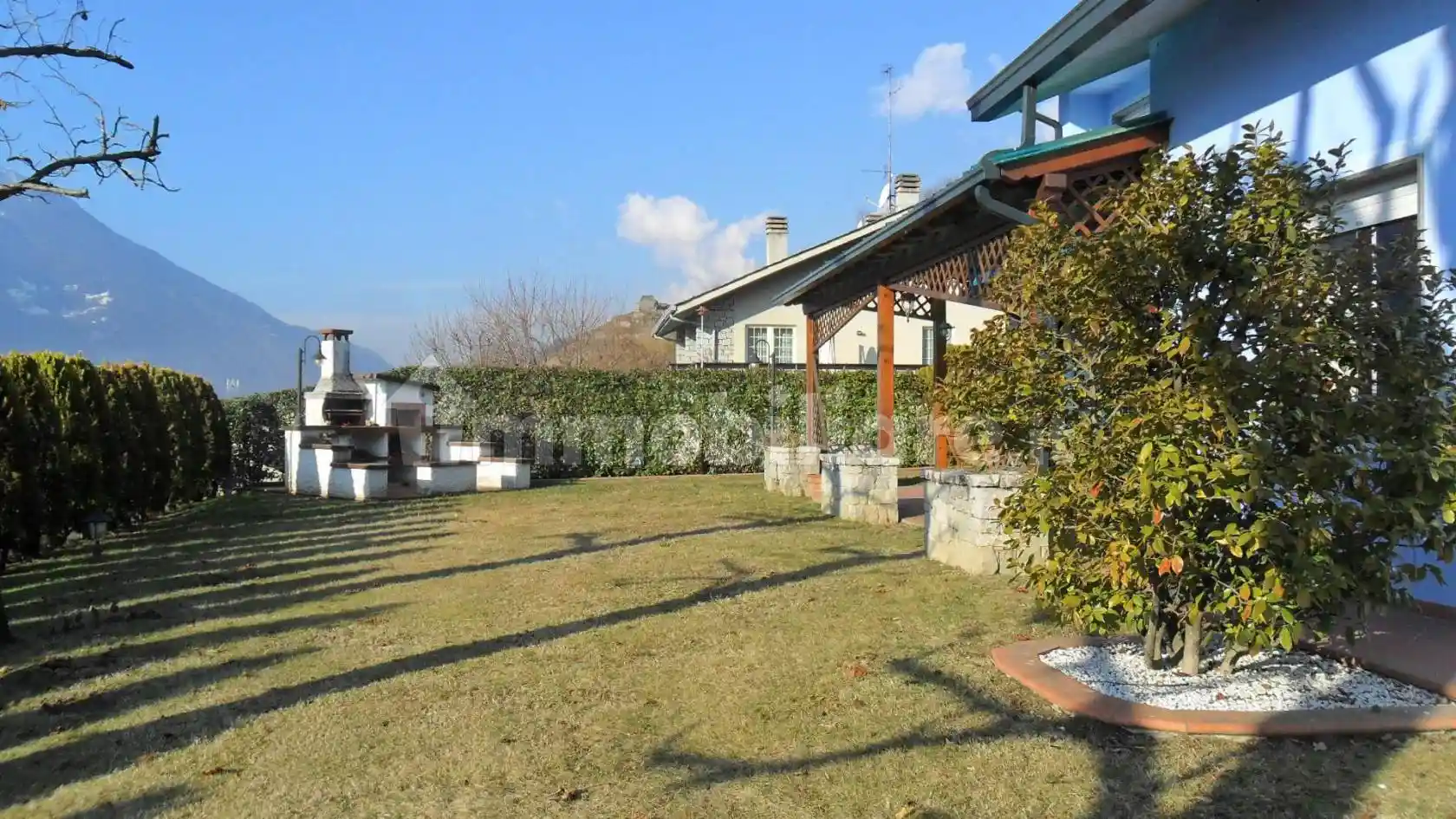 Villa in vendita a Castione Andevenno