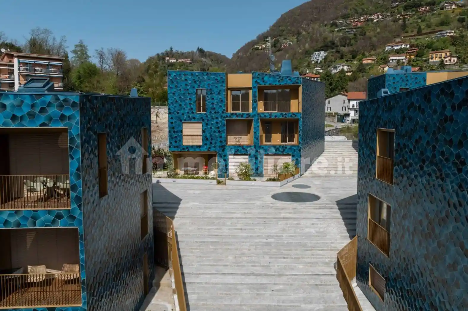 Appartamento in vendita a Laveno-Mombello