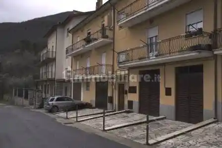 Appartamento in vendita a Scandriglia