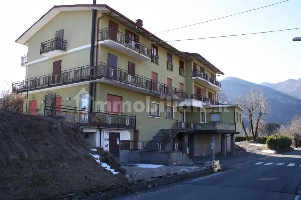 Palazzo - Edificio in vendita a Alta Valle Intelvi