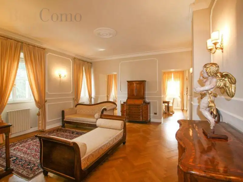 Appartamento in vendita a Como