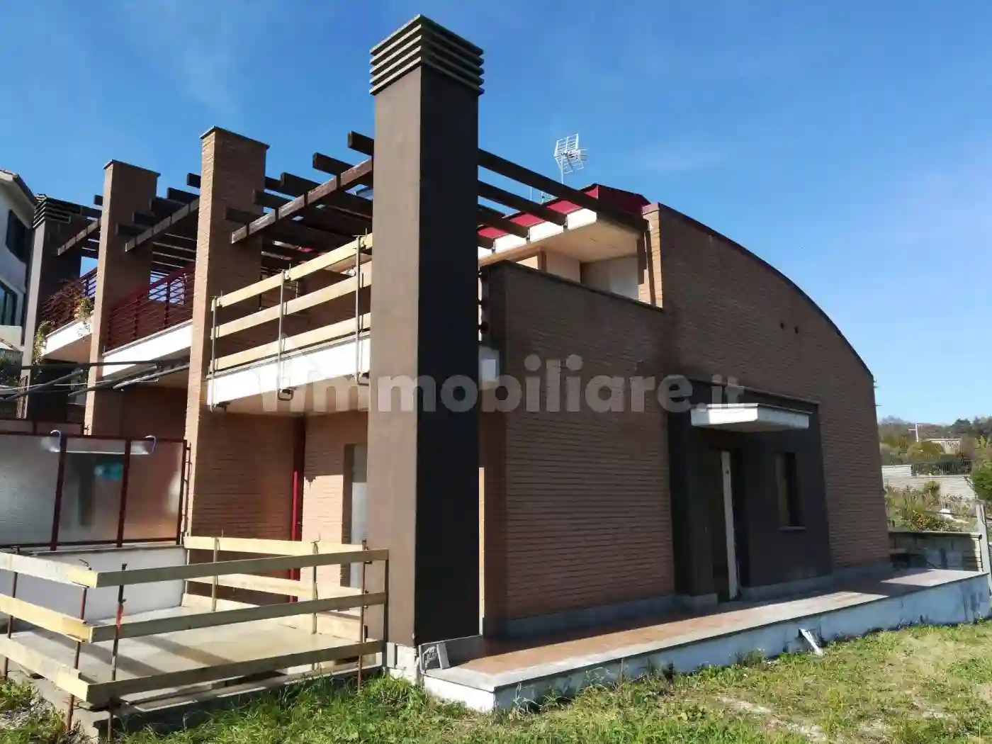 Villetta a schiera - foto 2