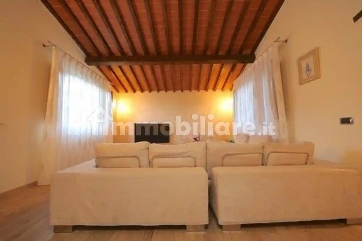 Villa in vendita a Pescia