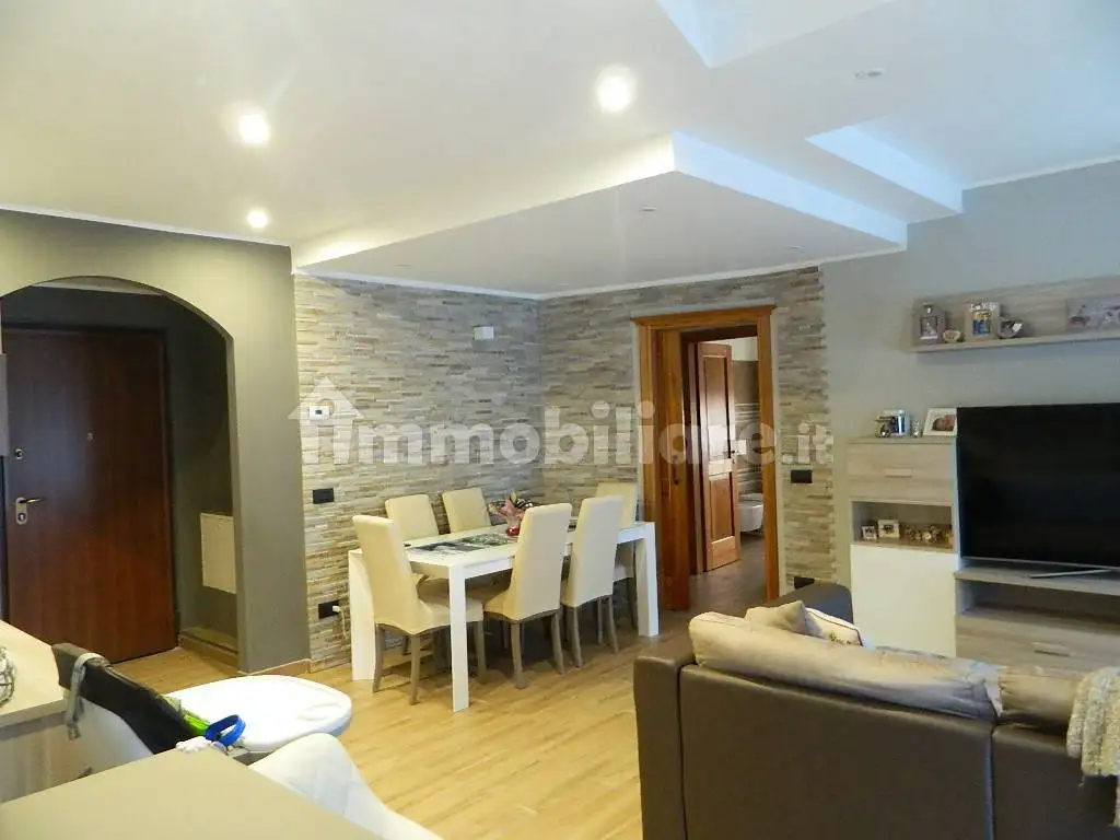 Appartamento in vendita a Laino