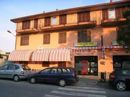 Palazzo - Edificio in vendita a Muggiò