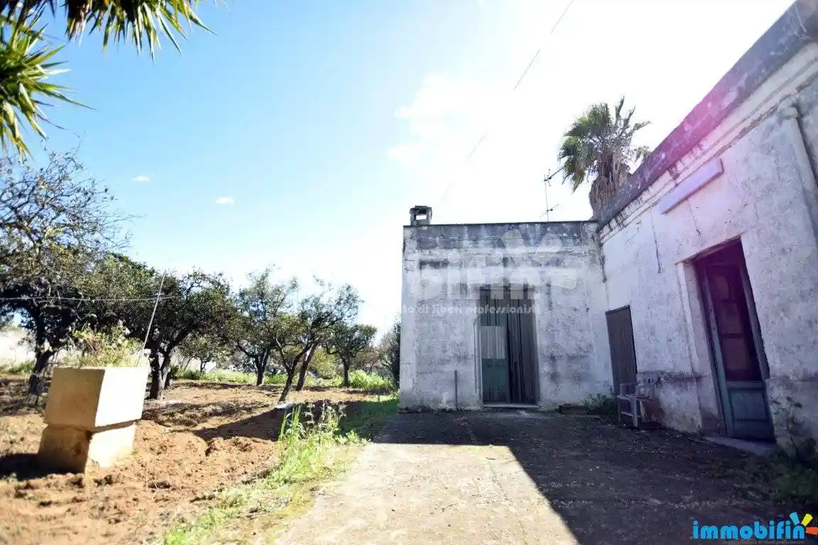 Villa in vendita a Oria