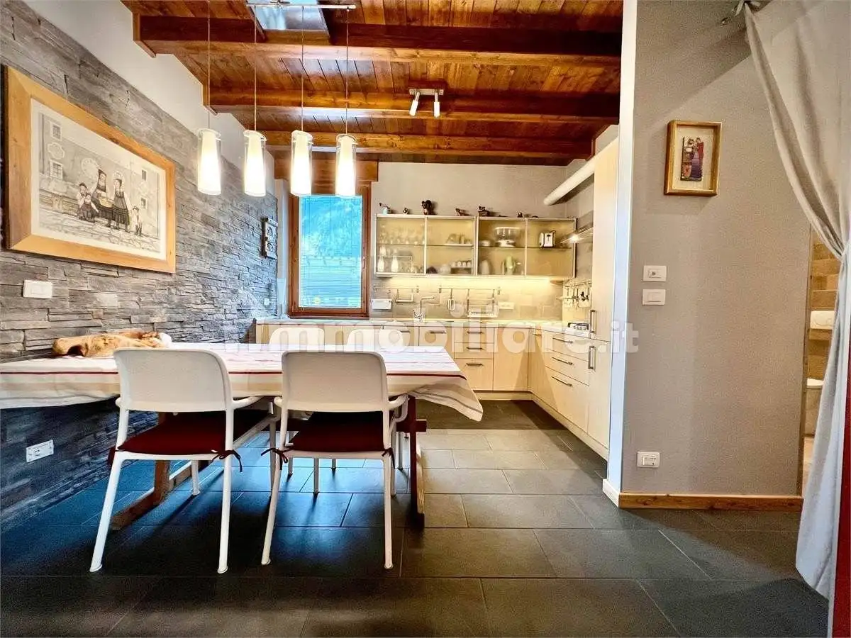 Appartamento in affitto a La Salle