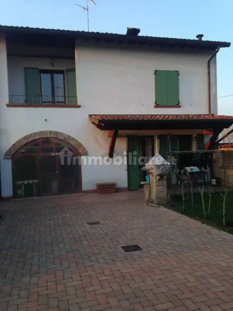 Rustico - Casale in vendita a Sabbioneta