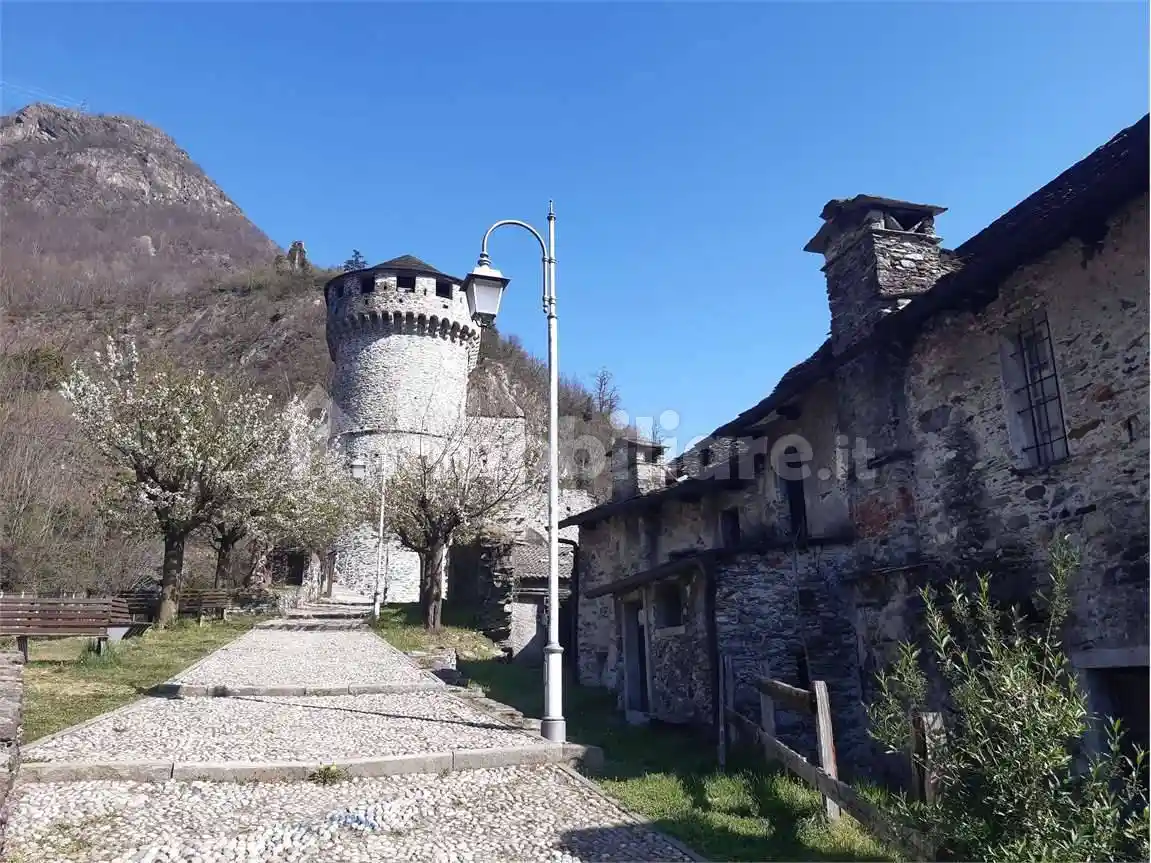 Casa indipendente in vendita a Vogogna