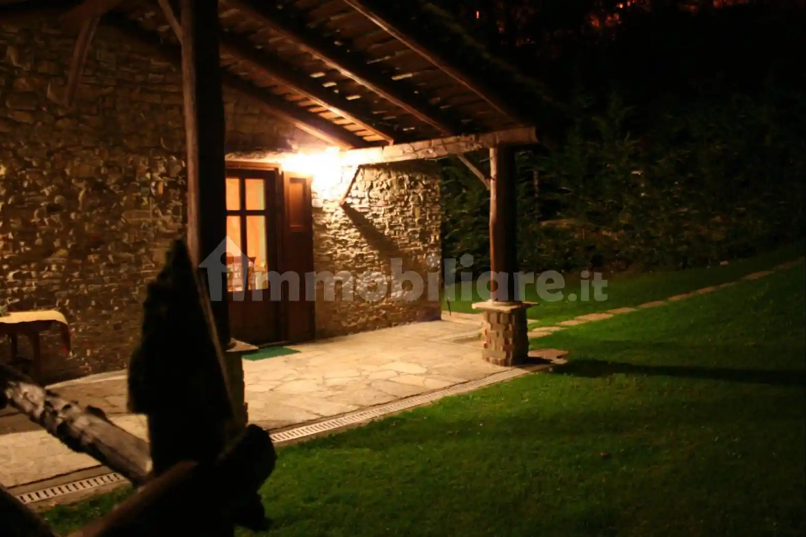 Villa in vendita a Casteldelfino