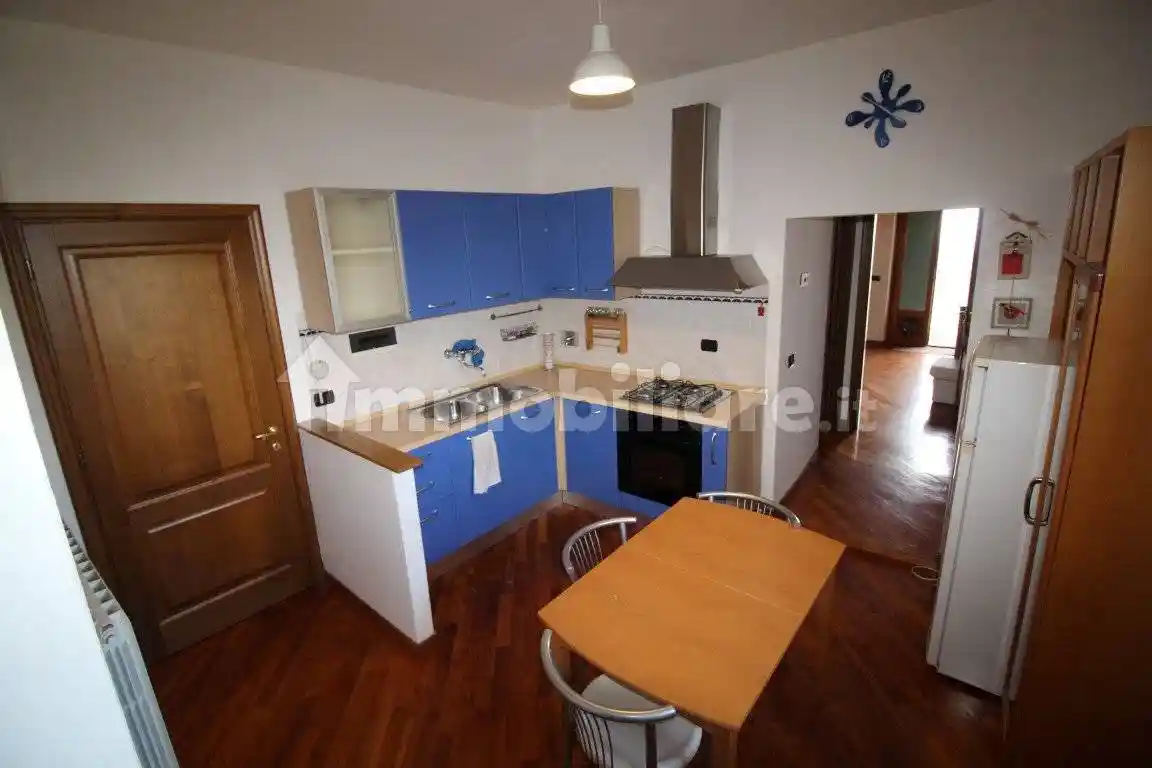 Appartamento in vendita a Montevarchi