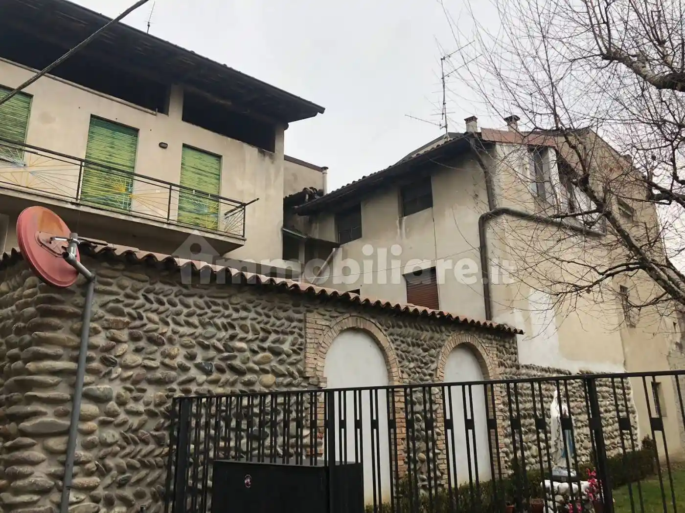 Casa indipendente in vendita a Villa di Serio