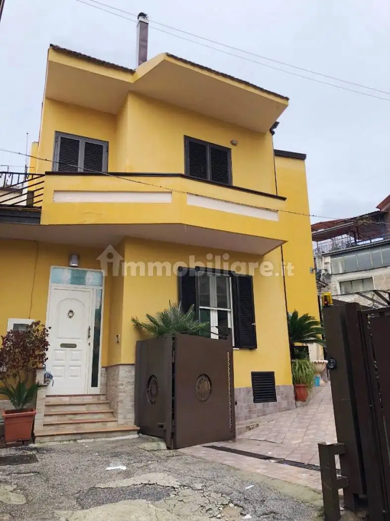 Casa indipendente in vendita a Cervino