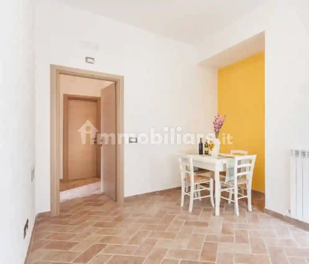 Trilocale via 20 Settembre 4, Centro, Bettona - foto 4