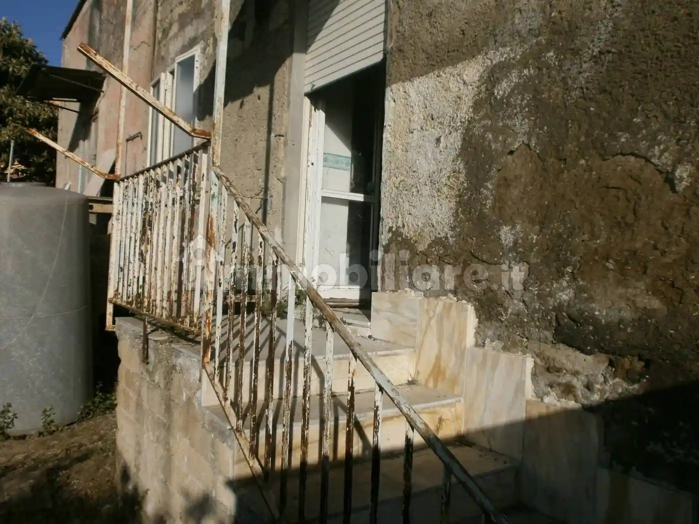 Palazzo - Edificio in vendita a Giugliano in Campania