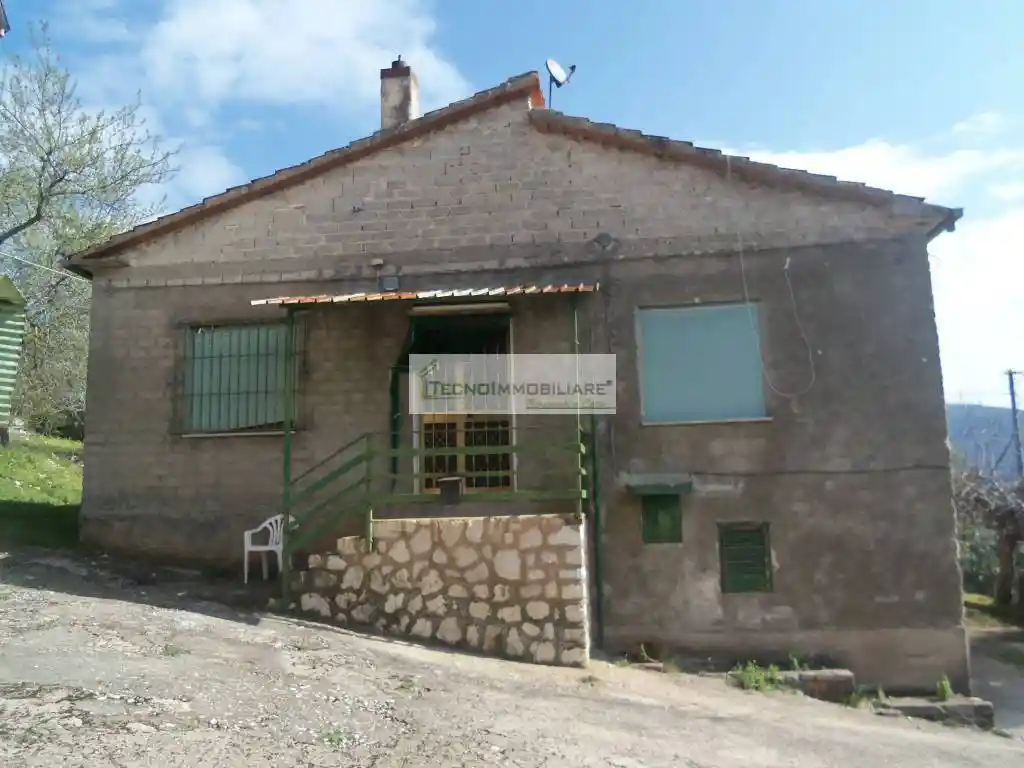 Casa indipendente in vendita a Pontecorvo