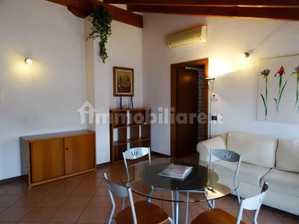 Bilocale via Montecchio 12, Cardano al Campo - foto 2