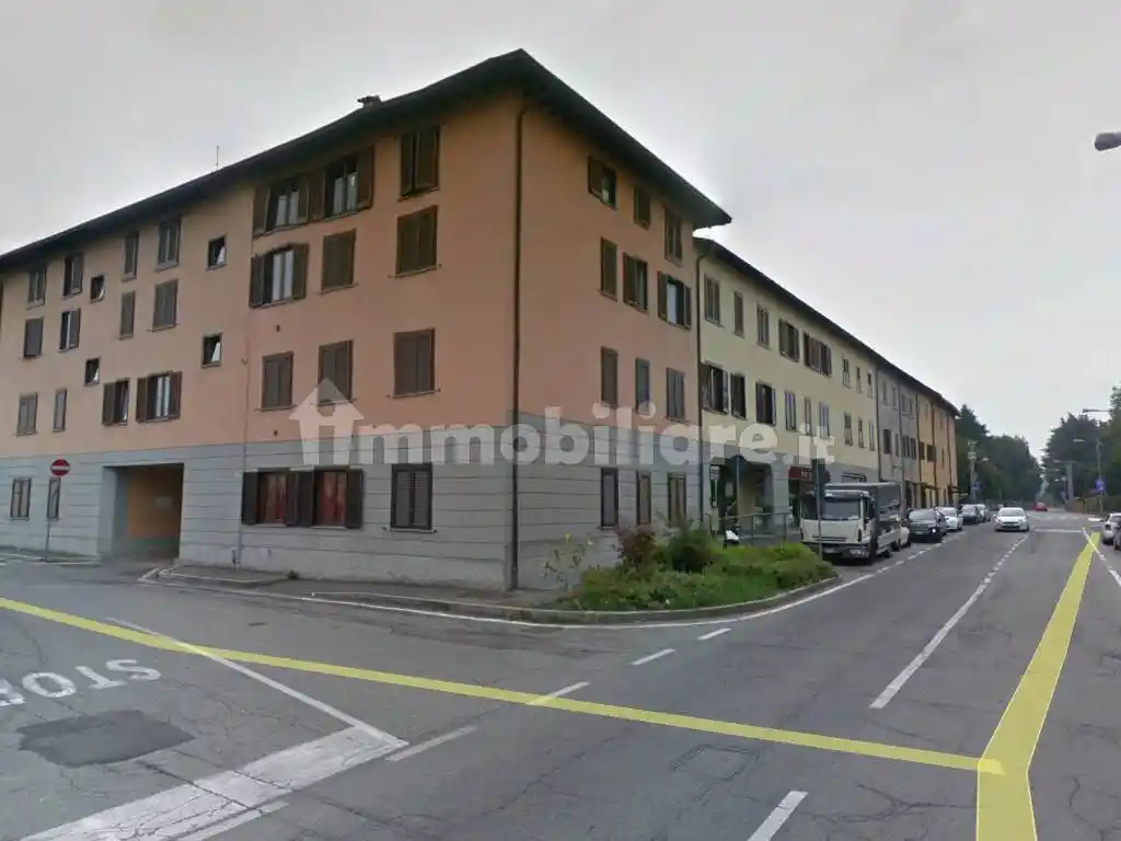 Appartamento in vendita a Lurate Caccivio