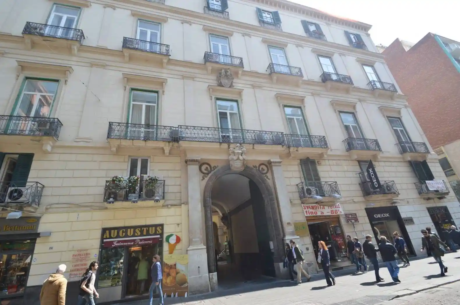 Appartamento in affitto a Napoli