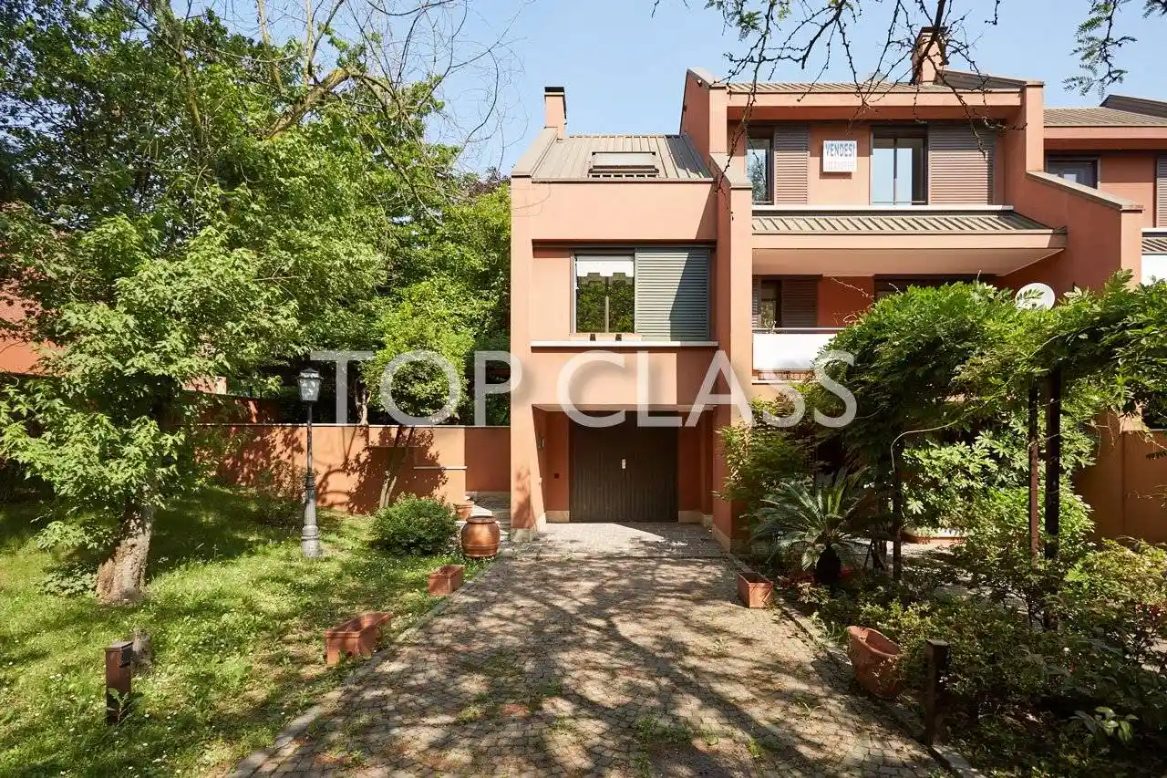 Villa in vendita a Basiglio