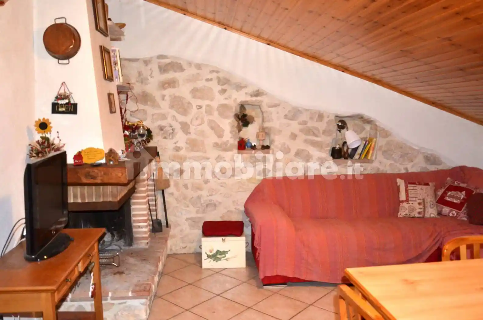 Trilocale via Giuseppe Faelli 21, Centro, Ovindoli - foto 4