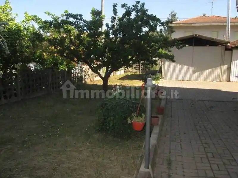 Appartamento buono stato, primo piano, Loreto Aprutino - foto 3