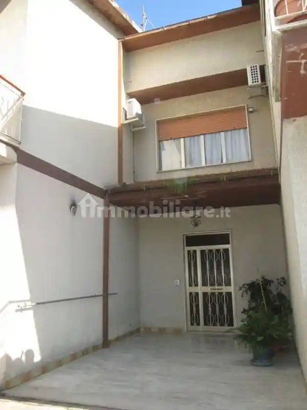 Appartamento buono stato, primo piano, Loreto Aprutino - foto 4