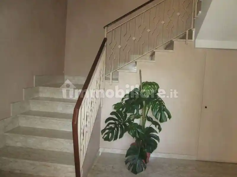 Appartamento buono stato, primo piano, Loreto Aprutino - foto 5