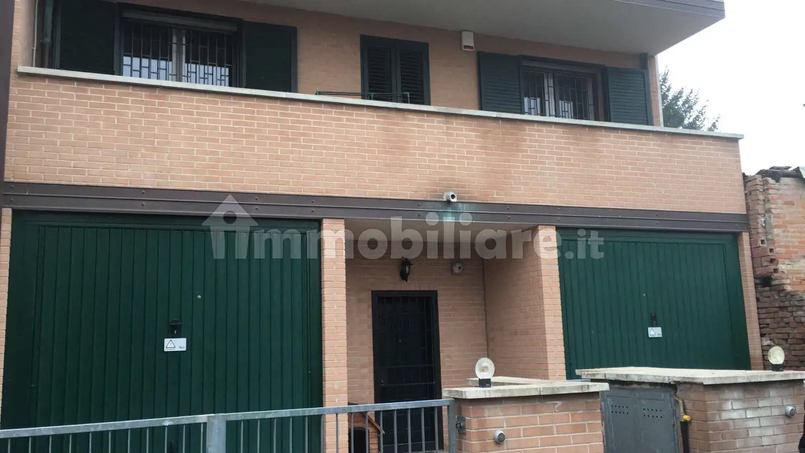 Villa in vendita a Calderara di Reno