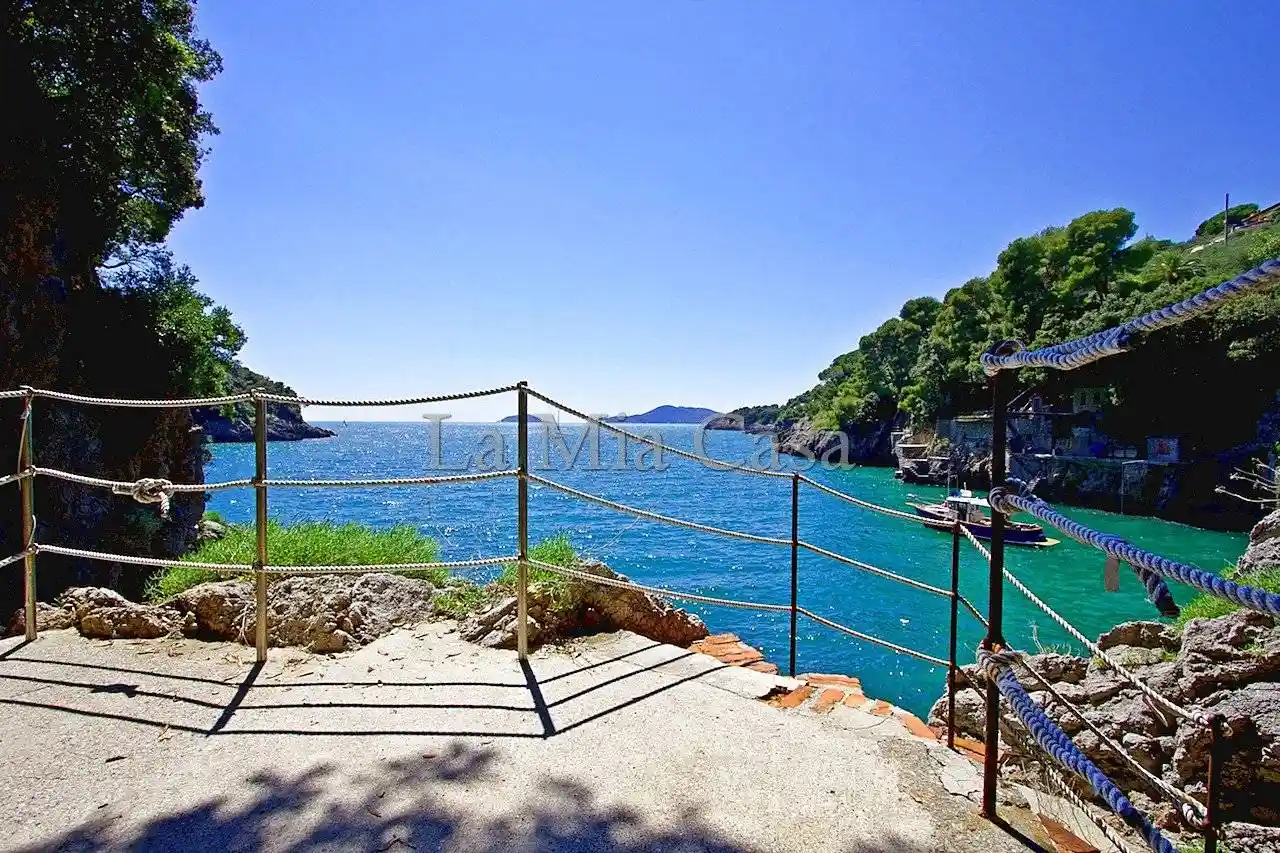 Villa in vendita a Lerici