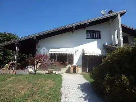 Villa in vendita a Baveno